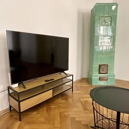 Paula - Old Town Apartment